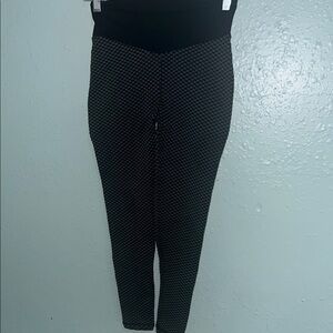 Sleek Black Full-Length Leggings